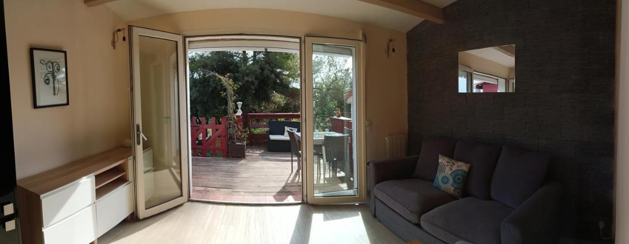petite maison au calme - piscine en copropriété, terrasse, mer Vallauris Exterior foto